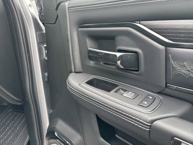 Used 2024 RAM 3500 Limited image 13