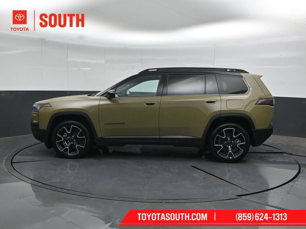 Used 2026 Jeep Cherokee Overland AWD/4WD image 7