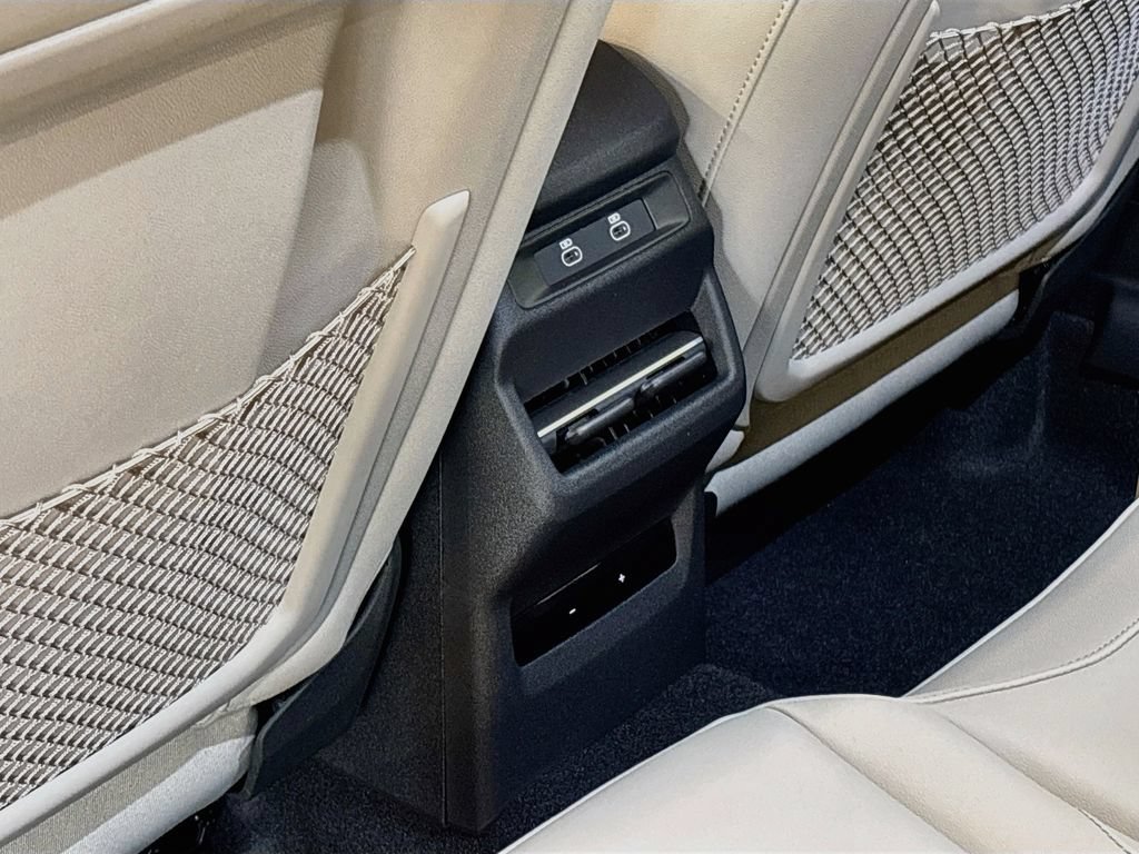 New 2026 Audi Q3 quattro 2.0T AWD/4WD image 17