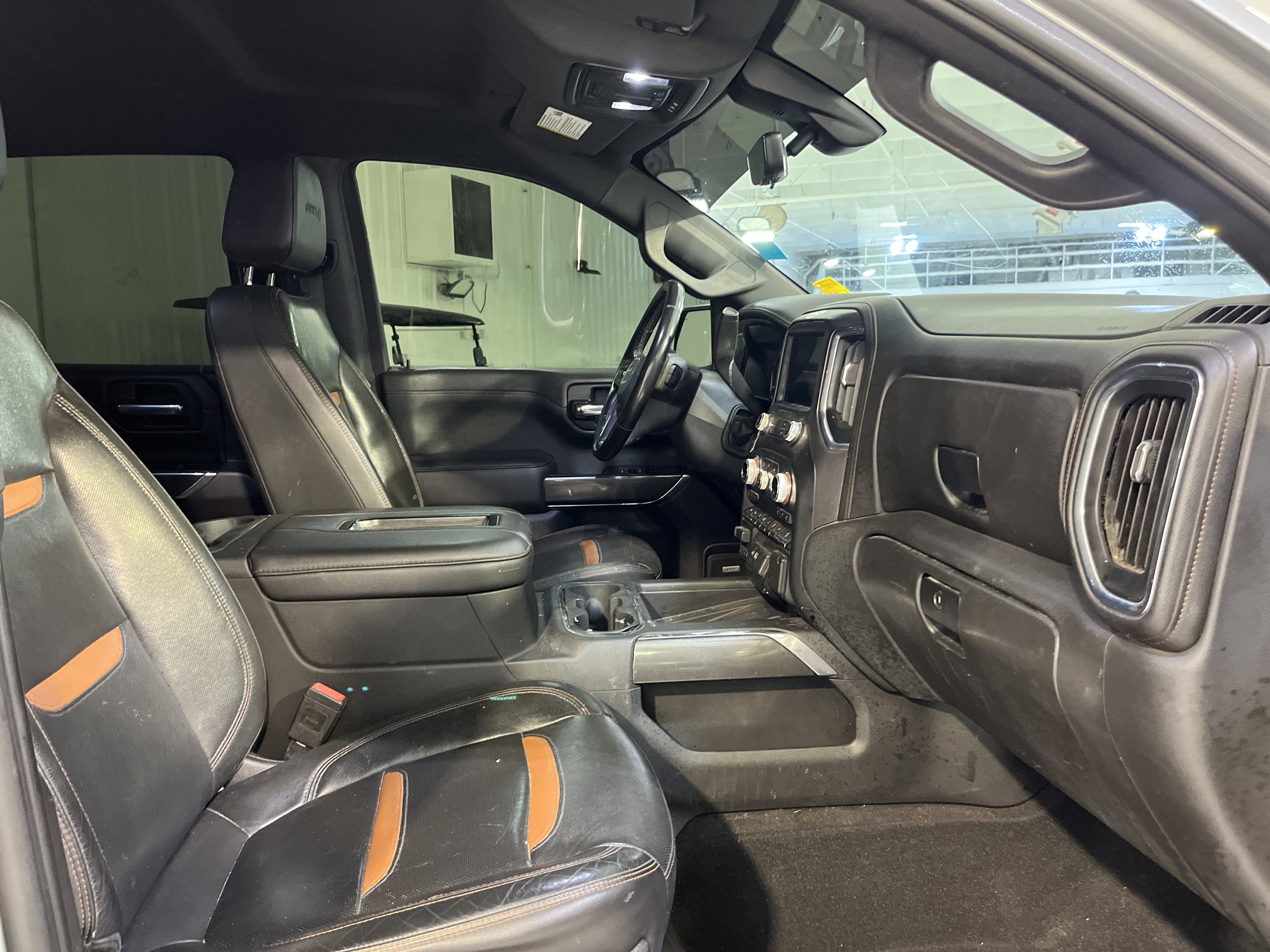 Used 2020 GMC Sierra 1500 AT4 w/ AT4 Premium Package image 14