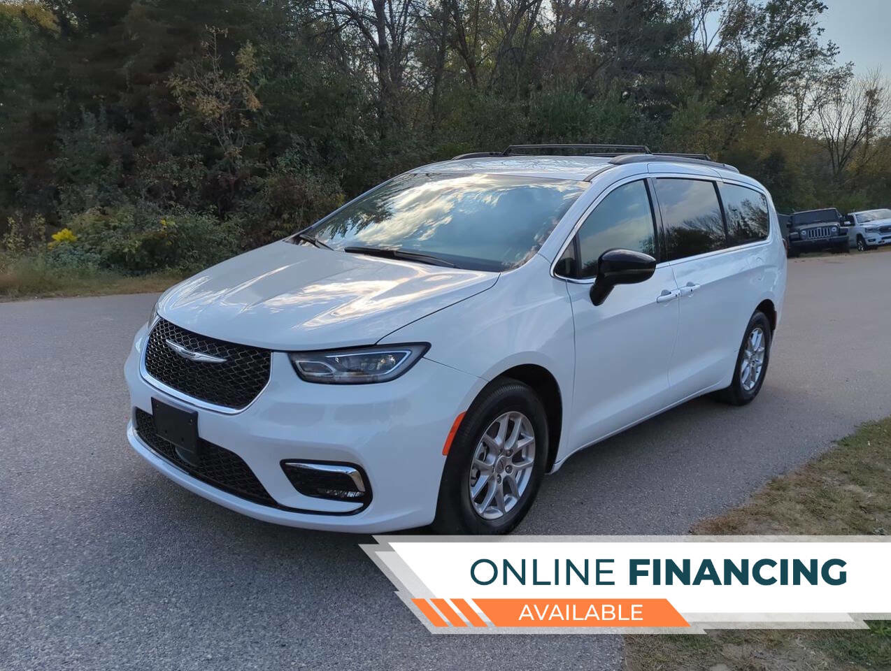 Used 2024 Chrysler Pacifica Touring-L