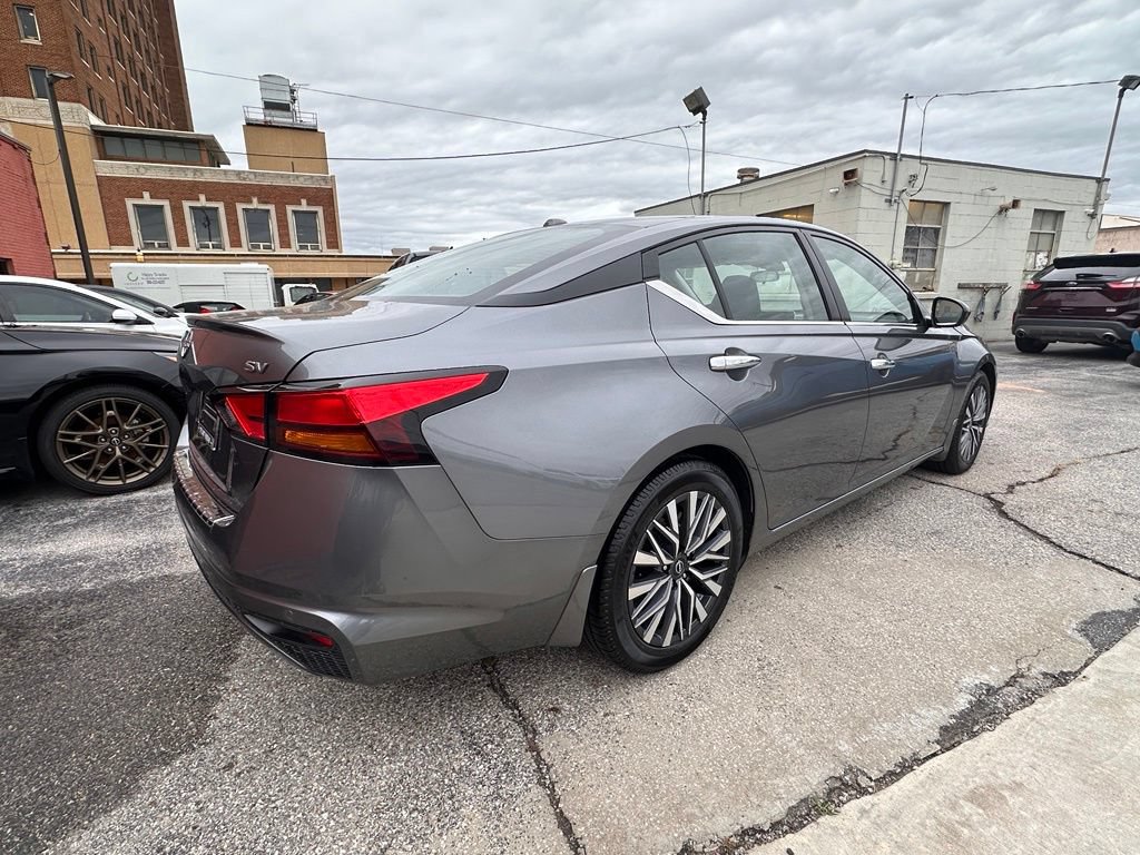 Certified 2023 Nissan Altima 2.5 SV FWD image 7