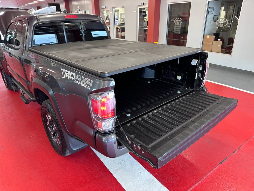 Used 2021 Toyota Tacoma TRD Off-Road w/ TRD Premium Off Road Package image 25