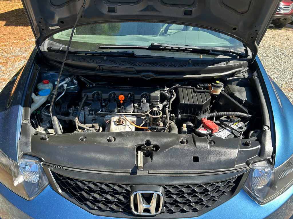 Used 2010 Honda Civic LX image 17