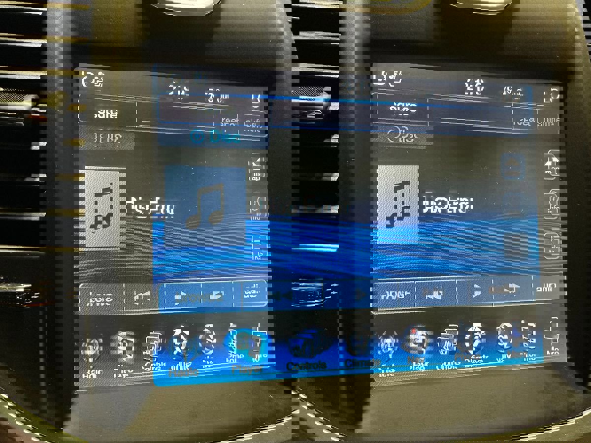 Used 2013 Chrysler 300 C w/ Light Group image 36