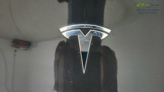 Used 2025 Tesla Model Y Long Range RWD image 32