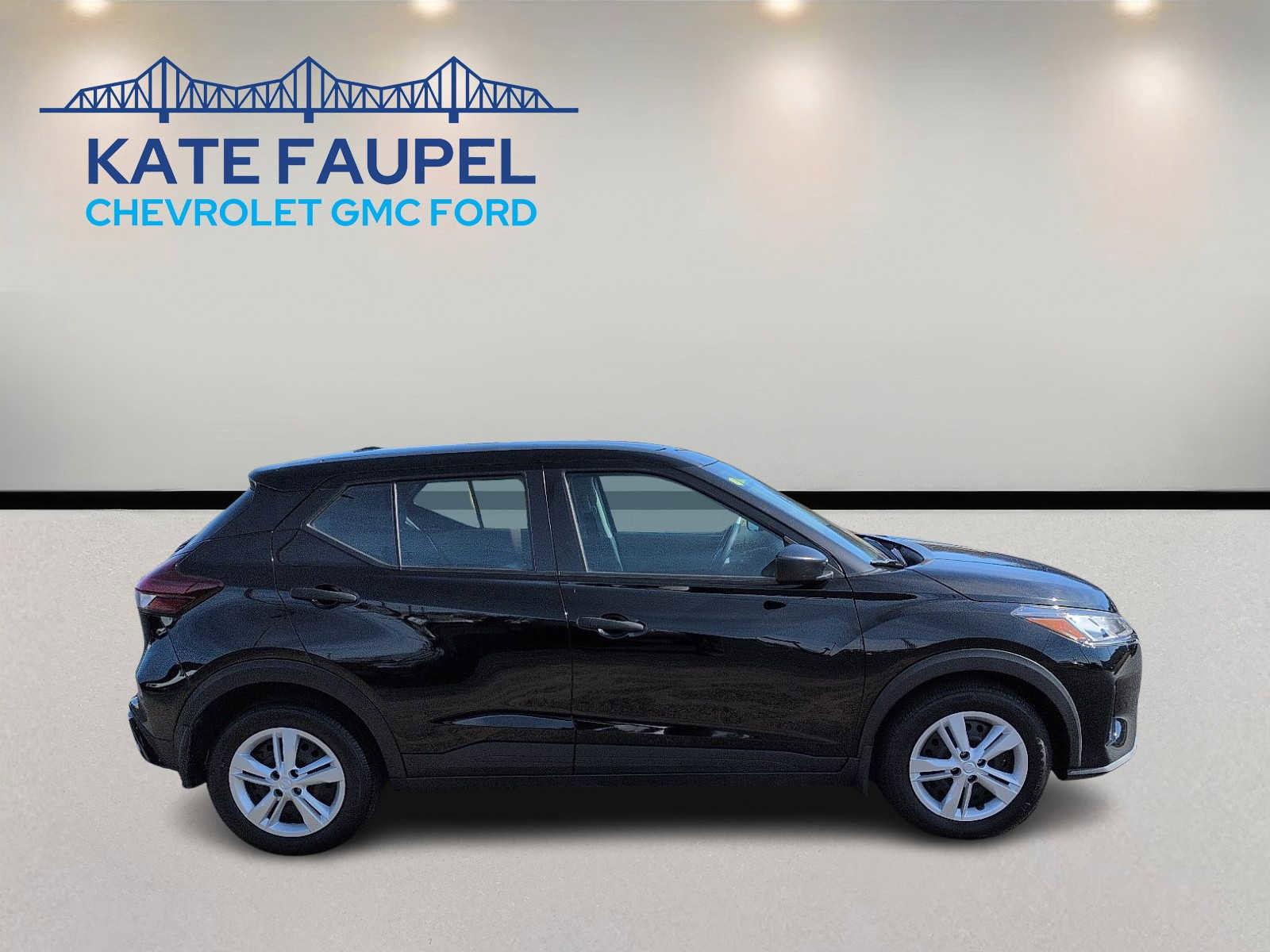 Used 2024 Nissan Kicks S image 8