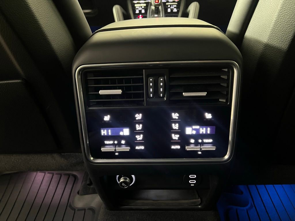 Certified 2023 Porsche Cayenne GTS image 27