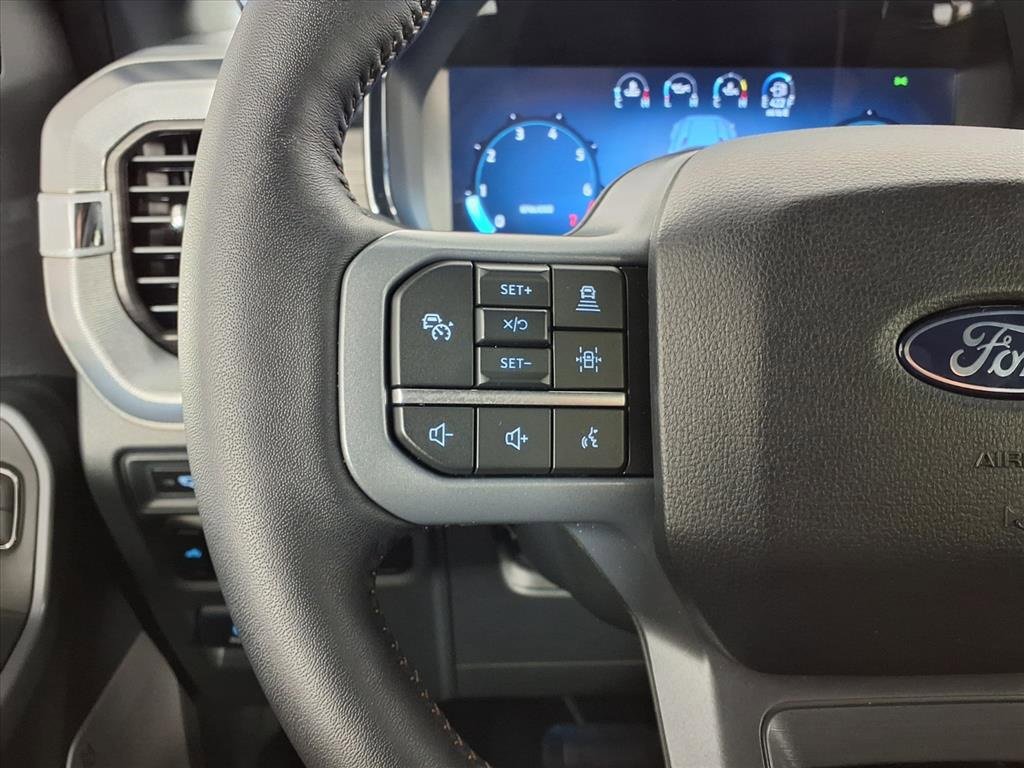 Used 2024 Ford F150 Lariat w/ FX4 Off-Road Package image 9