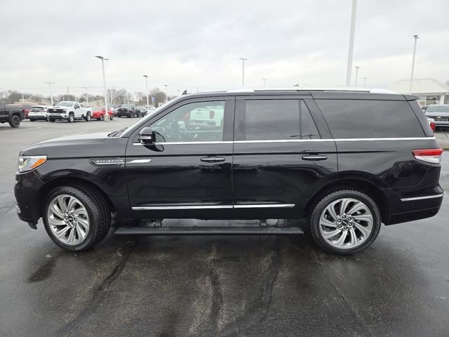 Used 2024 Lincoln Navigator Premiere image 29