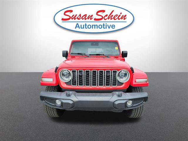 Used 2024 Jeep Wrangler Unlimited Sahara image 25
