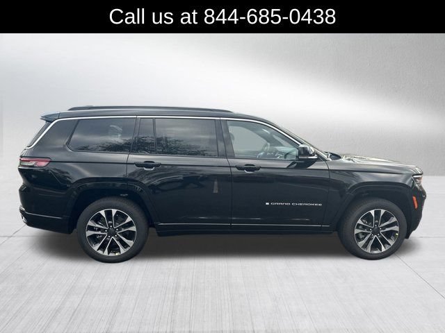 New 2025 Jeep Grand Cherokee L Overland AWD/4WD image 4