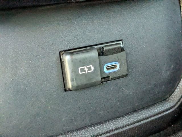 Used 2022 Toyota Highlander XLE image 20