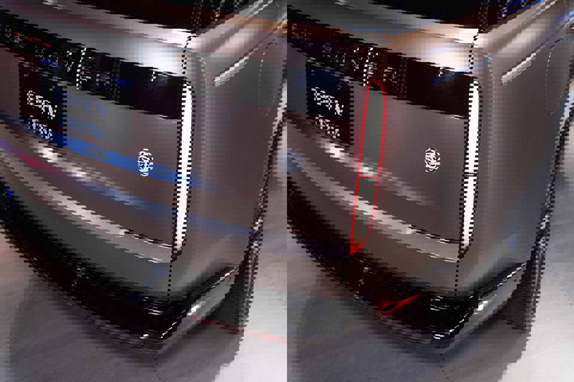 Used 2023 Land Rover Range Rover SV image 42