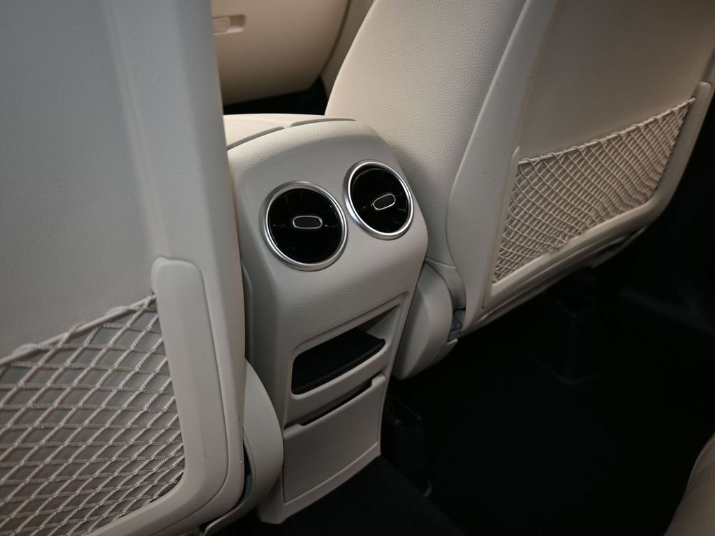 Used 2022 Mercedes-Benz GLA 250 image 36