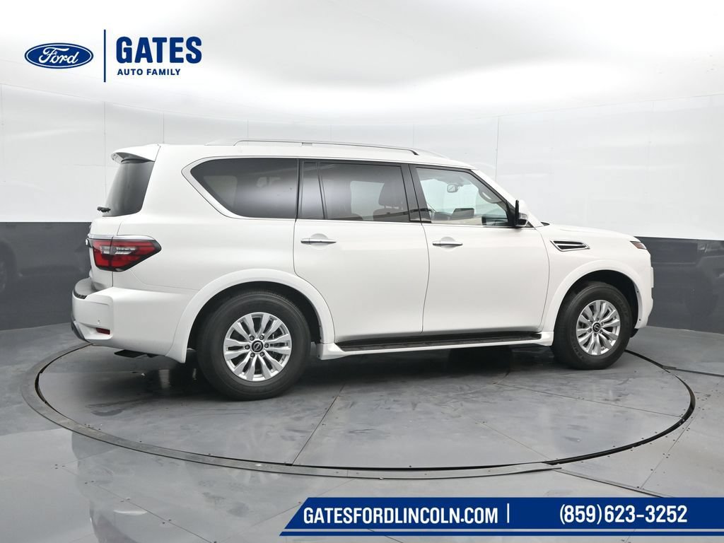 Used 2024 Nissan Armada SV w/ Cargo Package AWD/4WD image 3