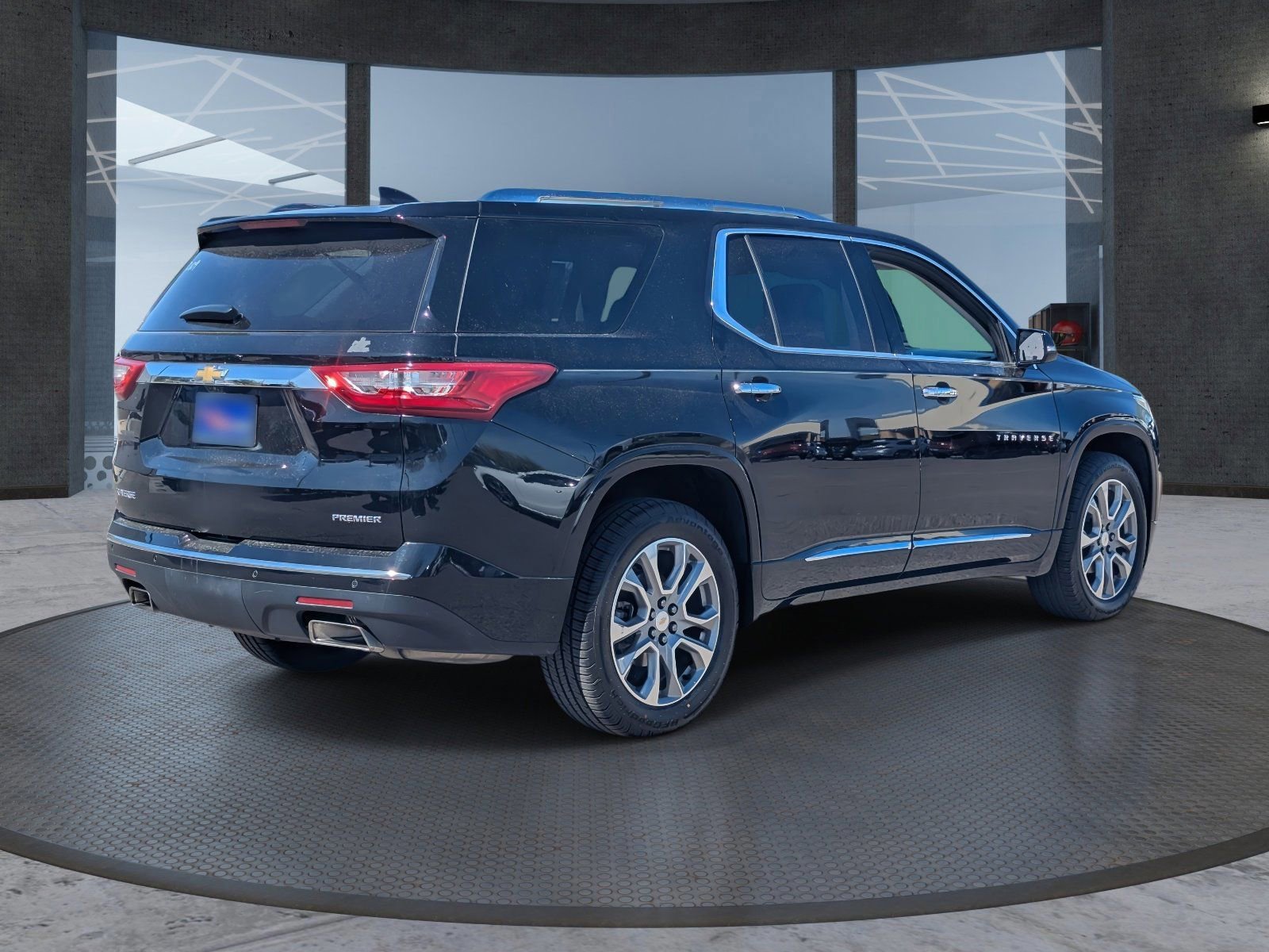 Used 2019 Chevrolet Traverse Premier w/ Driver Confidence II Package image 6