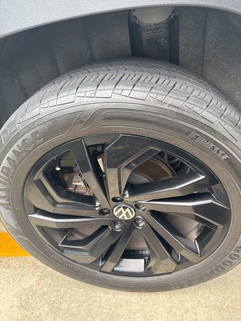 Used 2023 Volkswagen Atlas SE w/ Panoramic Sunroof Package image 21