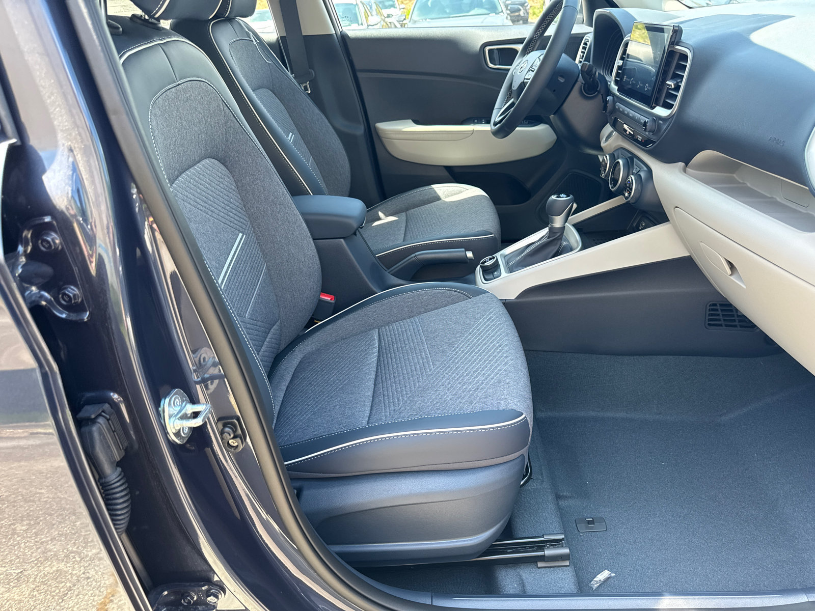 New 2026 Hyundai Venue SEL FWD image 14