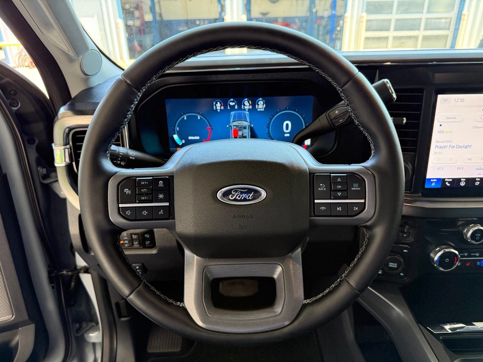 Used 2026 Ford F350 Lariat w/ Black Appearance Package AWD/4WD image 14