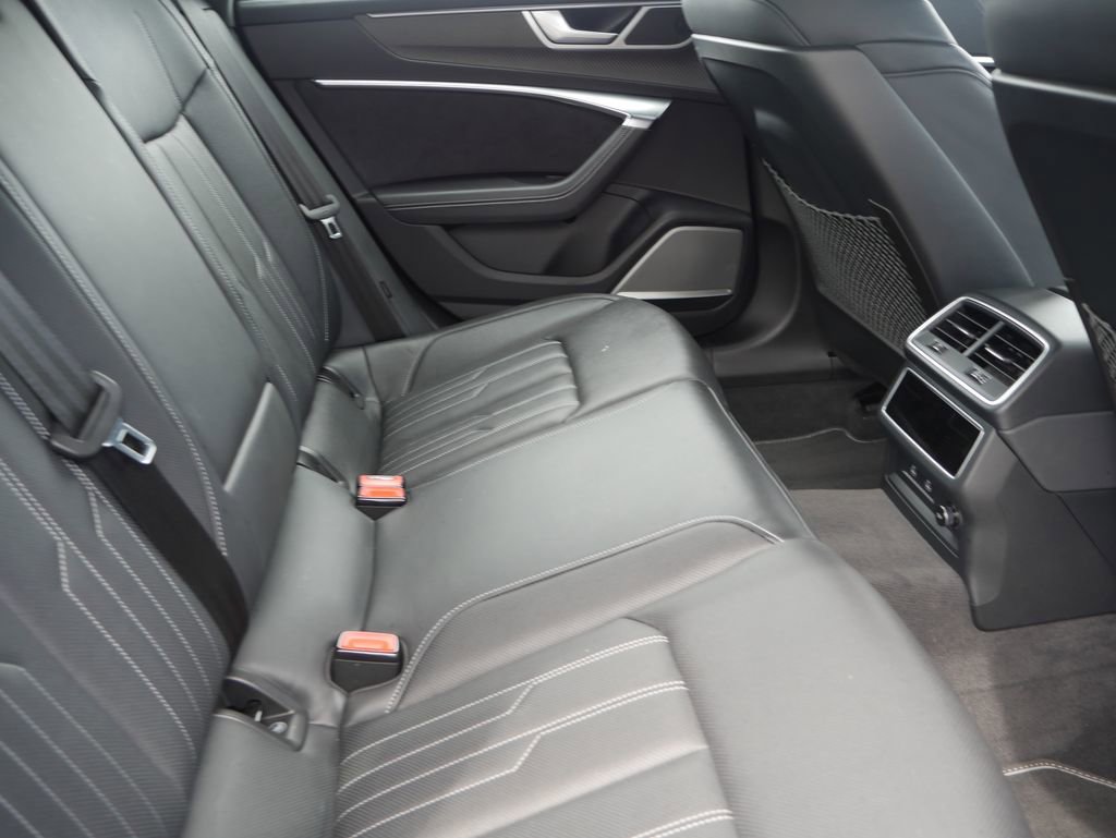 Used 2023 Audi S7 Prestige w/ Prestige Package image 28