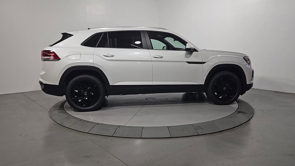 New 2026 Volkswagen Atlas Cross Sport SE image 6