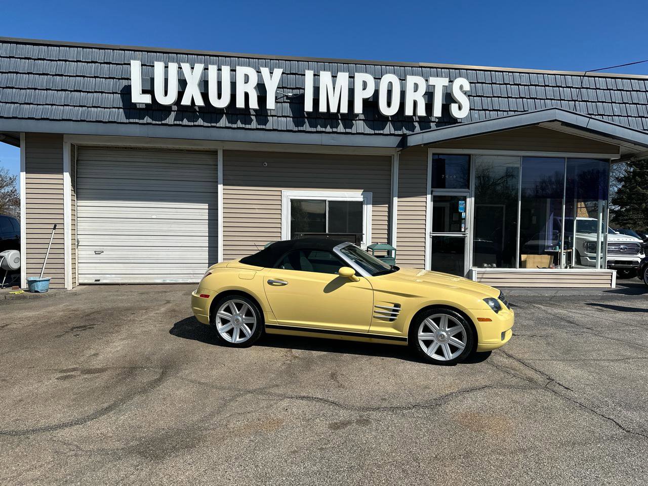 Used 2005 Chrysler Crossfire Limited RWD image 22