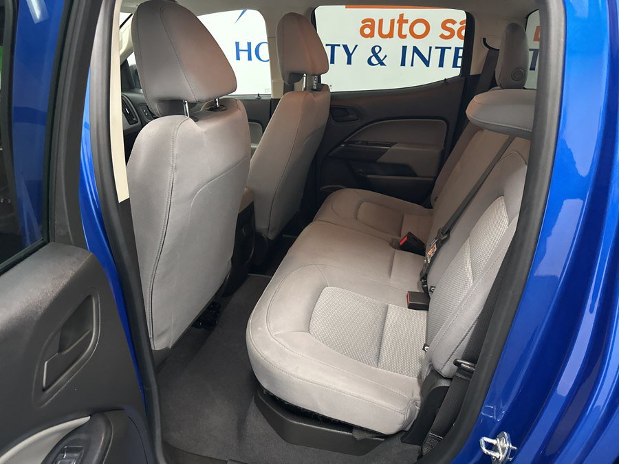 Used 2019 Chevrolet Colorado W/T AWD/4WD image 12