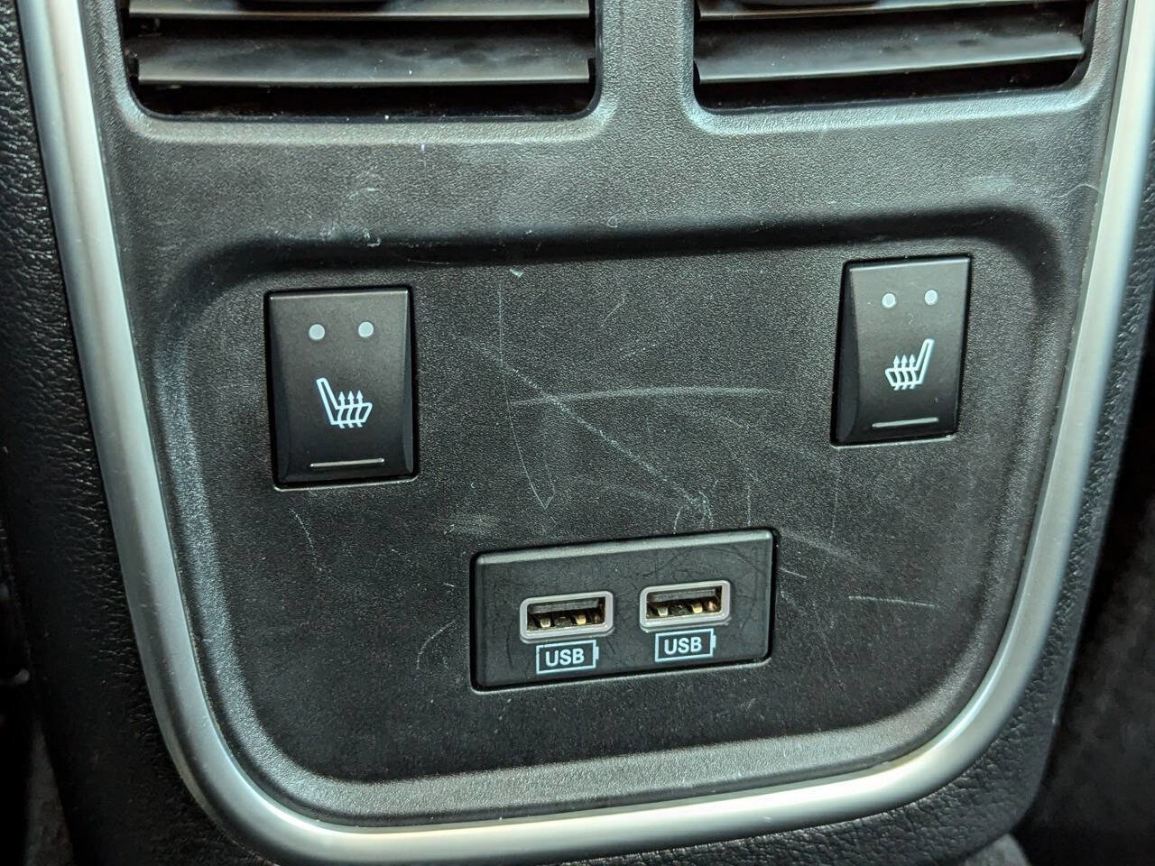 Used 2020 Chrysler 300 Limited image 28