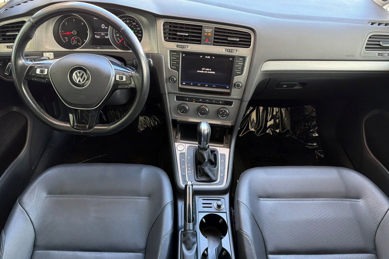 Used 2015 Volkswagen Golf TDI SEL FWD image 13