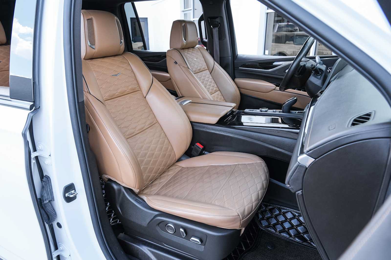 Used 2023 Cadillac Escalade ESV Sport w/ Touring Package AWD/4WD image 29
