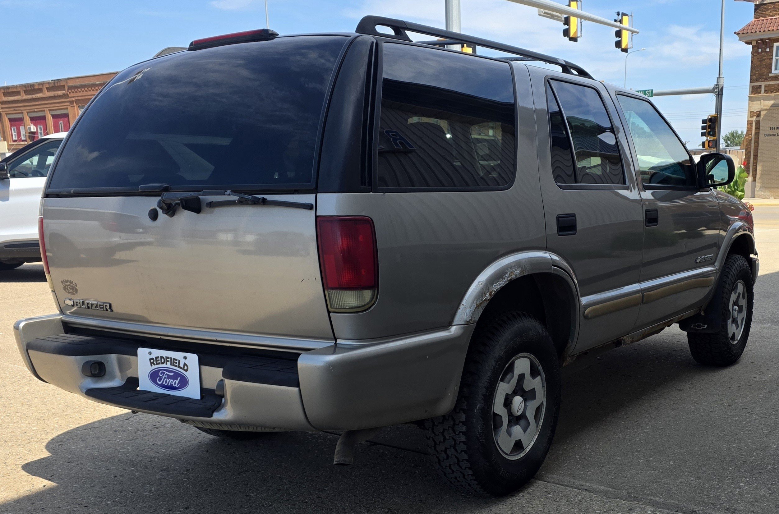 Used 2004 Chevrolet Blazer LS w/ Preferred Equipment Group AWD/4WD image 4