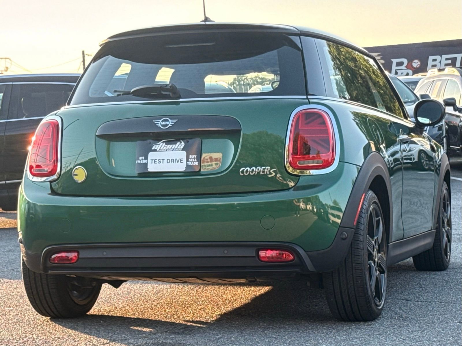 Used 2023 MINI Cooper SE FWD image 5