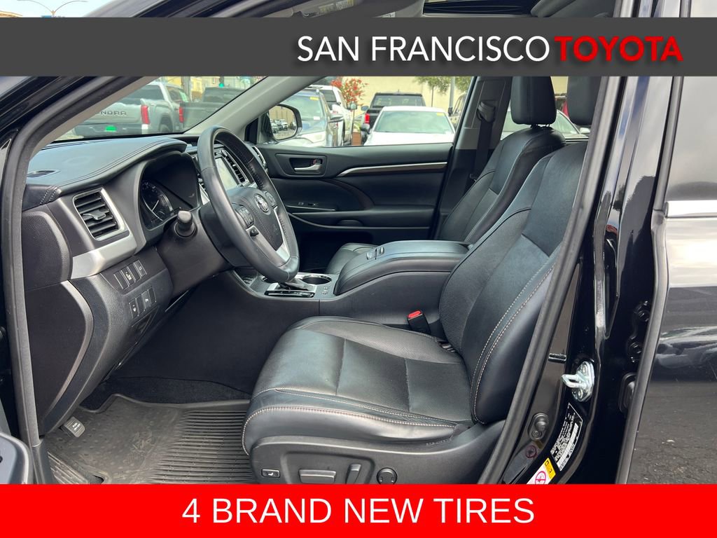 Used 2016 Toyota Highlander Limited image 11