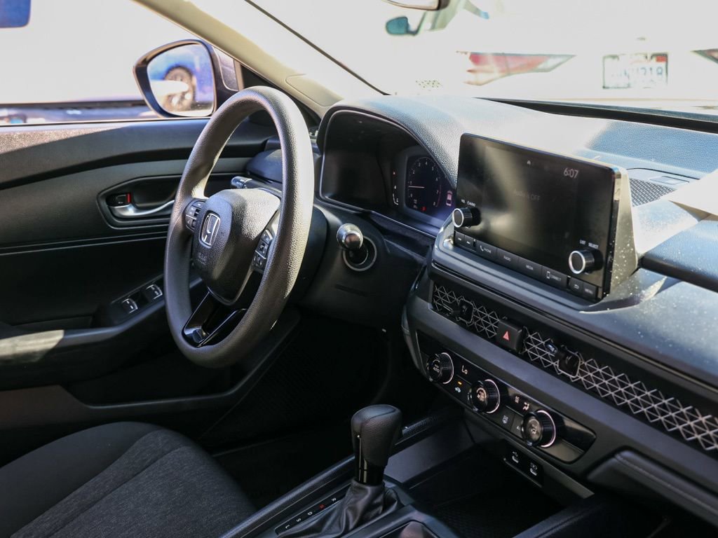 Used 2025 Honda Accord LX image 19