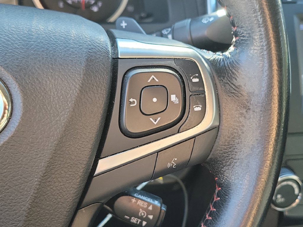 Used 2016 Toyota Camry SE FWD image 34