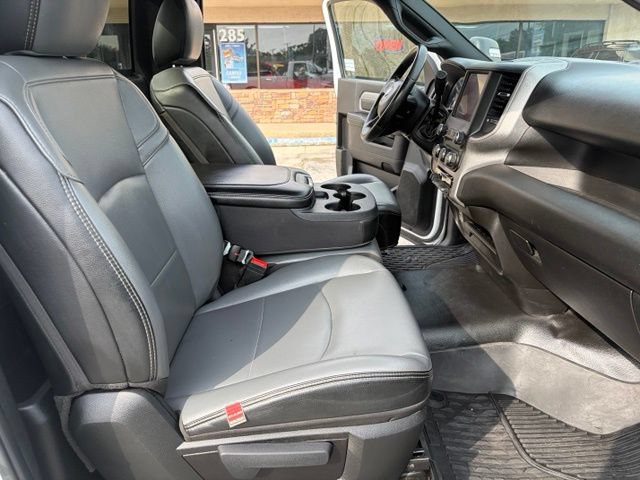 Used 2024 RAM 3500 Tradesman w/ Chrome Appearance Group AWD/4WD image 30