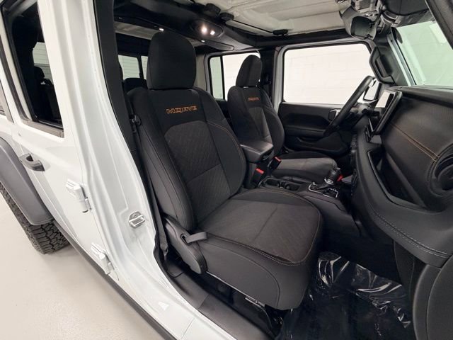 Used 2024 Jeep Gladiator Mojave image 30