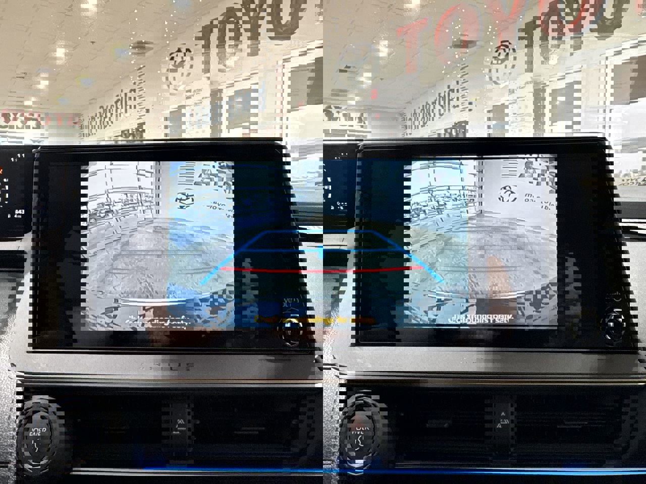 New 2026 Toyota Prius Plug-In Hybrid image 18