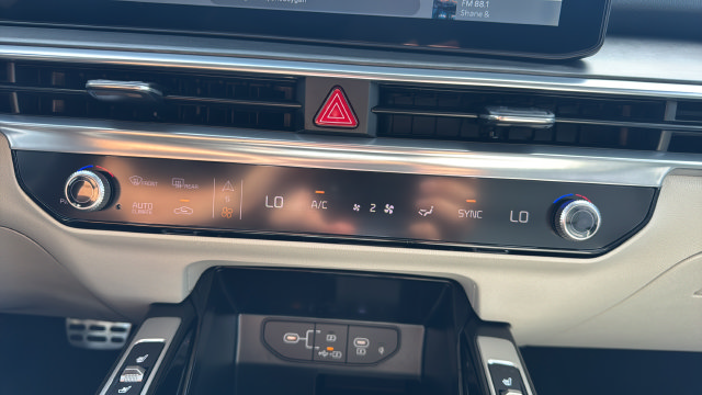New 2026 Kia Sorento SX AWD/4WD image 18