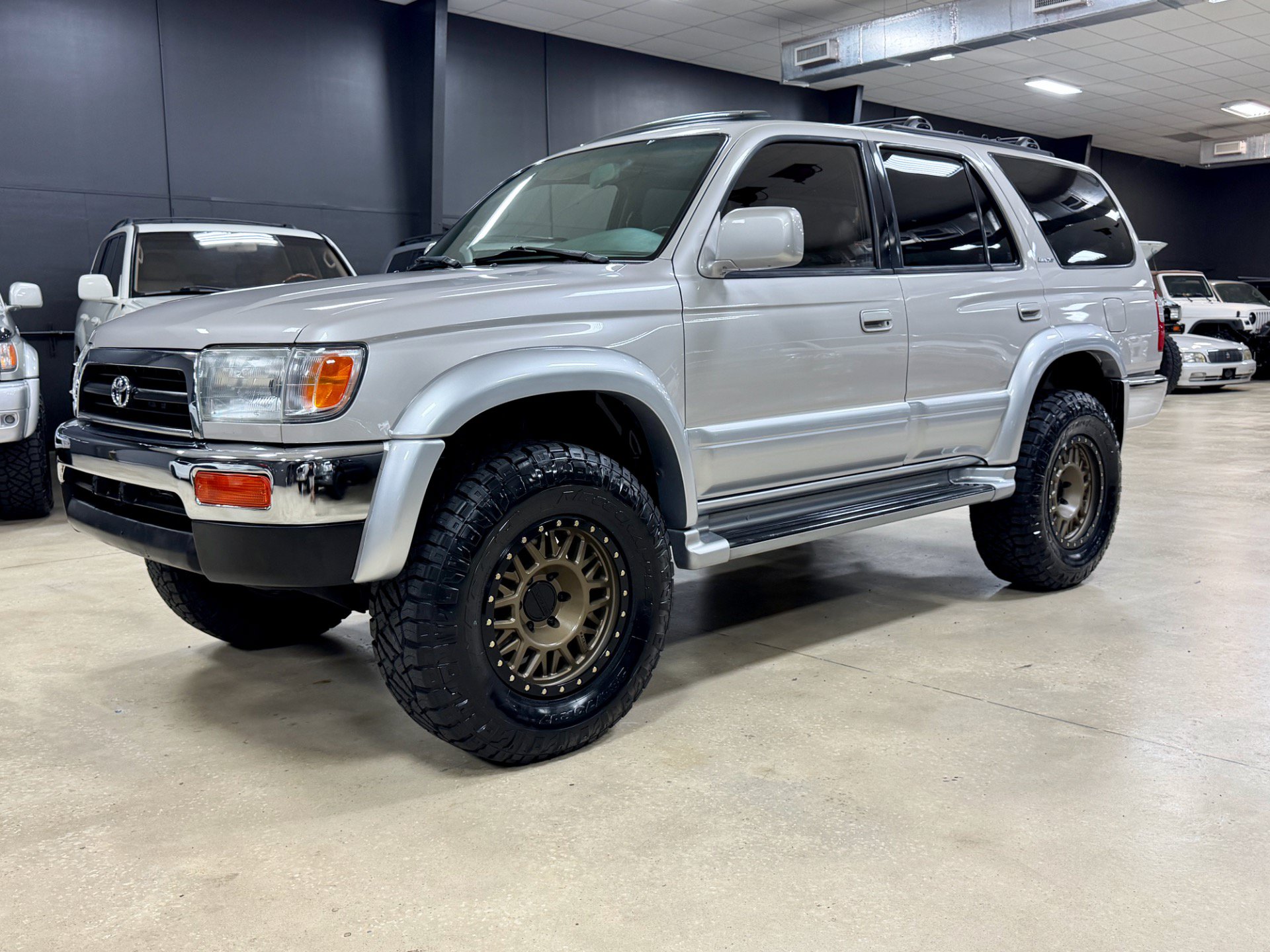 Used 1996 Toyota 4Runner Limited AWD/4WD image 5