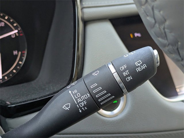 Used 2018 Cadillac XT5 Luxury image 28