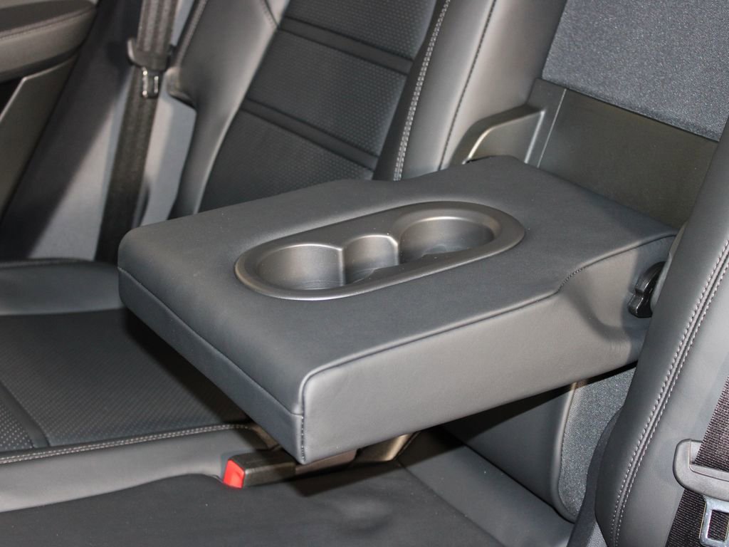 Certified 2026 Porsche Cayenne Coupe image 33