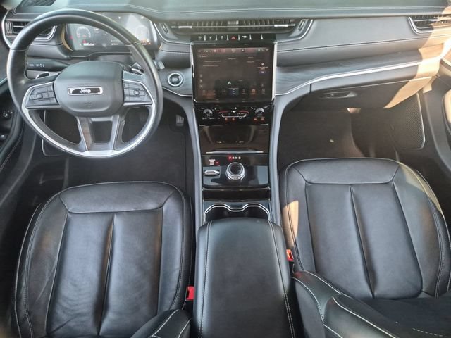 Used 2022 Jeep Grand Cherokee Limited AWD/4WD image 19