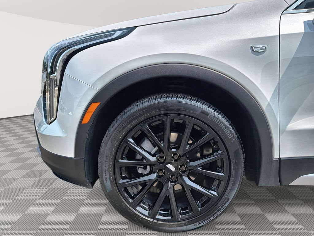 Used 2023 Cadillac XT4 Premium Luxury w/ Cold Weather Package AWD/4WD image 19