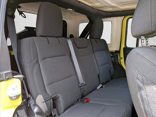 Used 2023 Jeep Wrangler Unlimited Sport AWD/4WD image 16