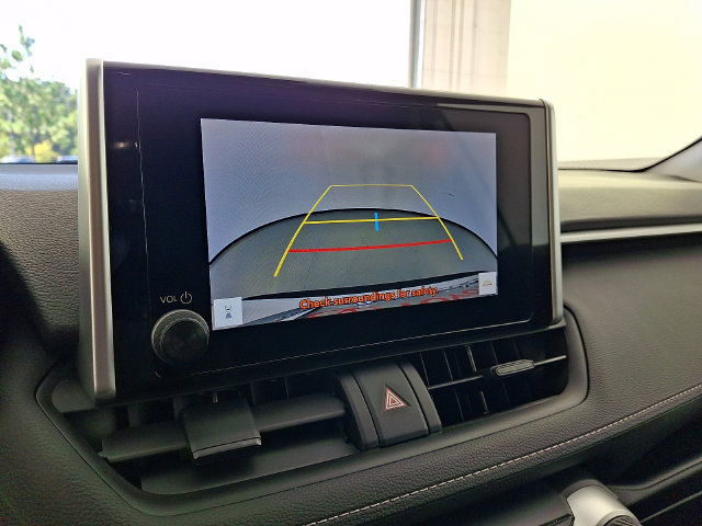 Used 2023 Toyota RAV4 LE FWD image 20