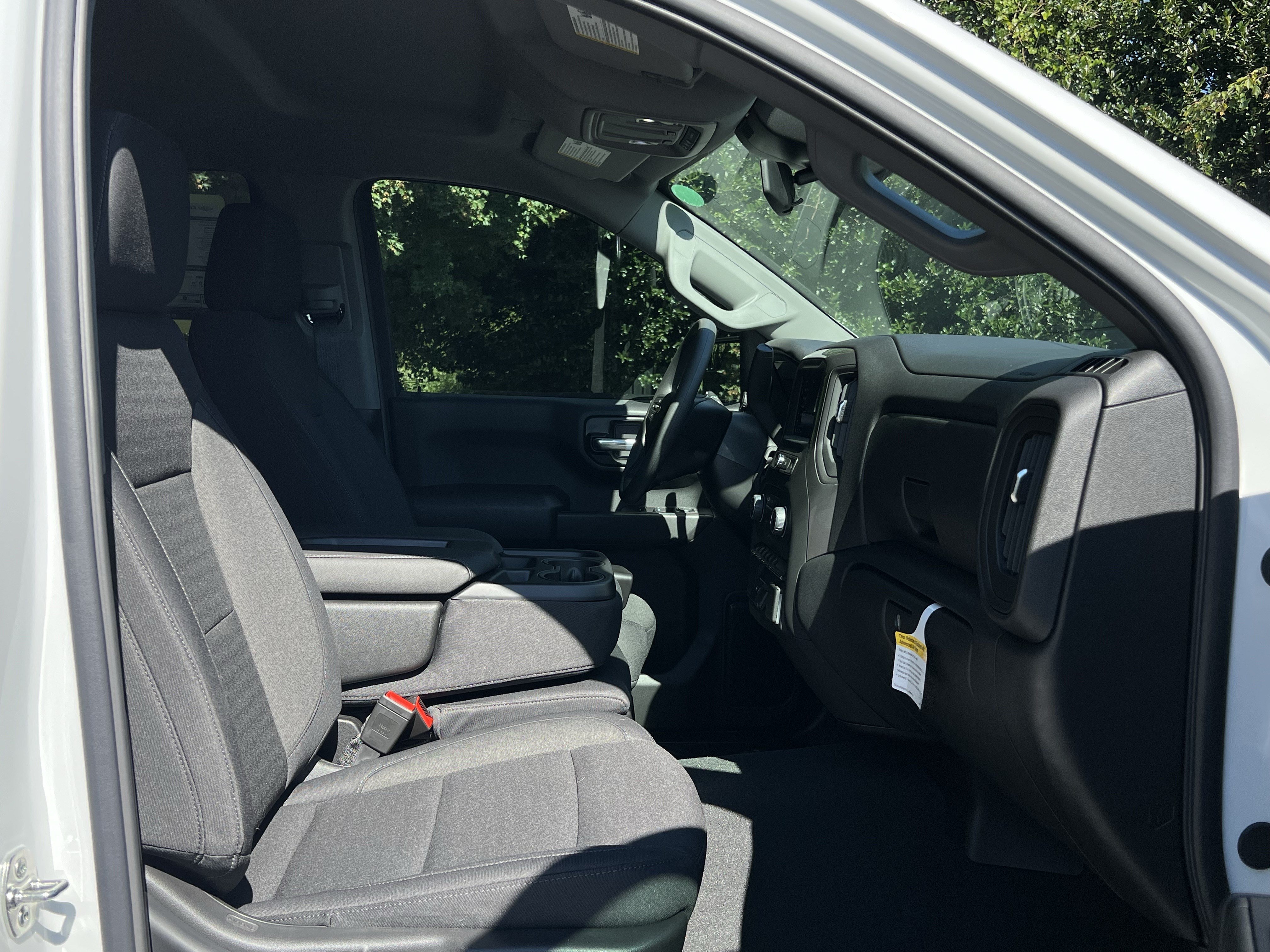 New 2026 Chevrolet Silverado 1500 Custom w/ Turbomax Blackout Package AWD/4WD image 33