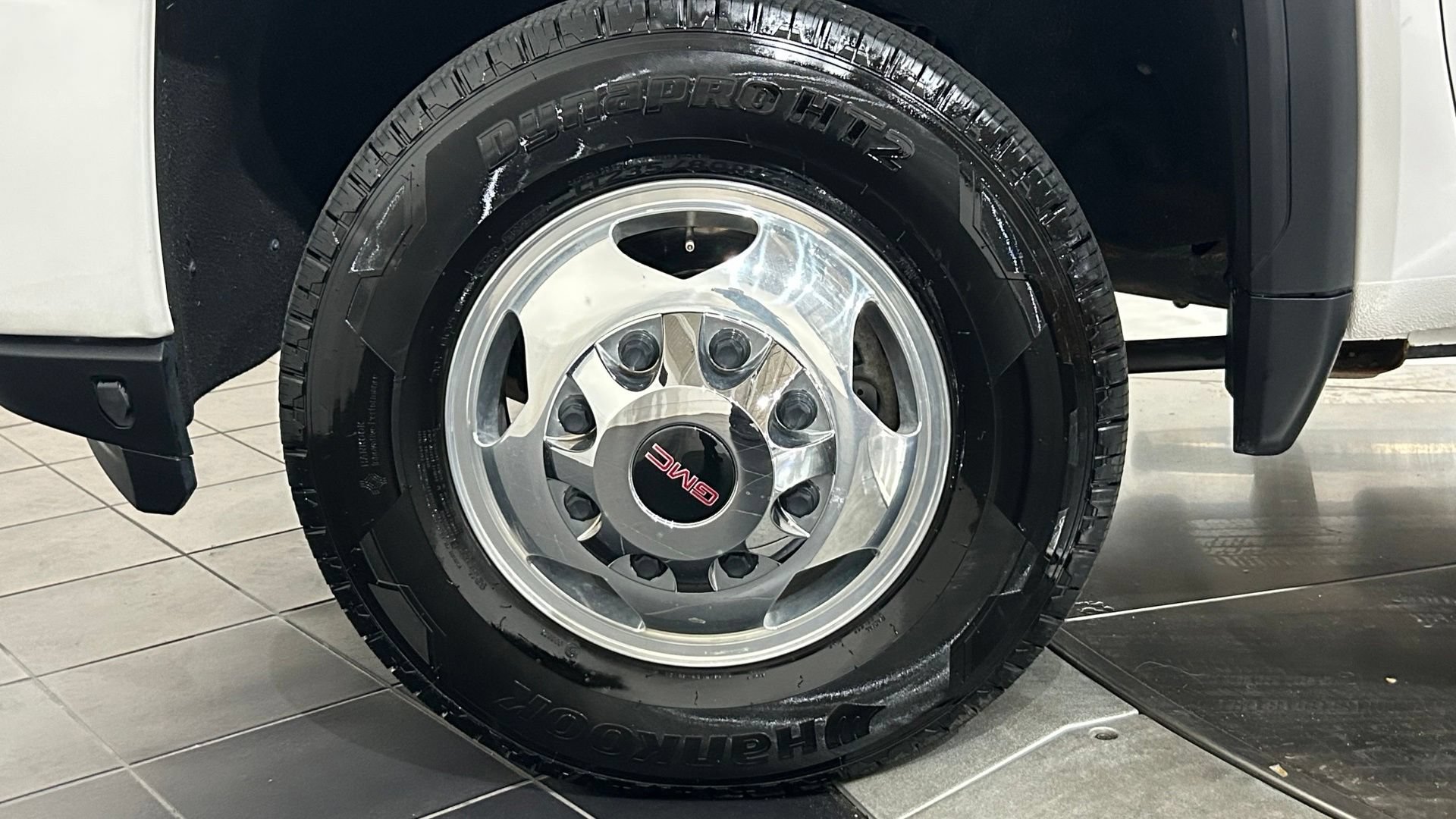 Used 2020 GMC Sierra 3500 Denali w/ Denali Ultimate Package AWD/4WD image 22