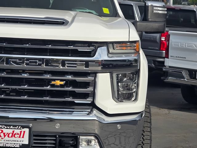 Used 2020 Chevrolet Silverado 2500 LTZ w/ LTZ Plus Package AWD/4WD image 3